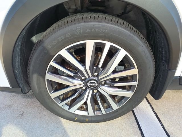 Used 2023 Nissan Kicks SV image 10