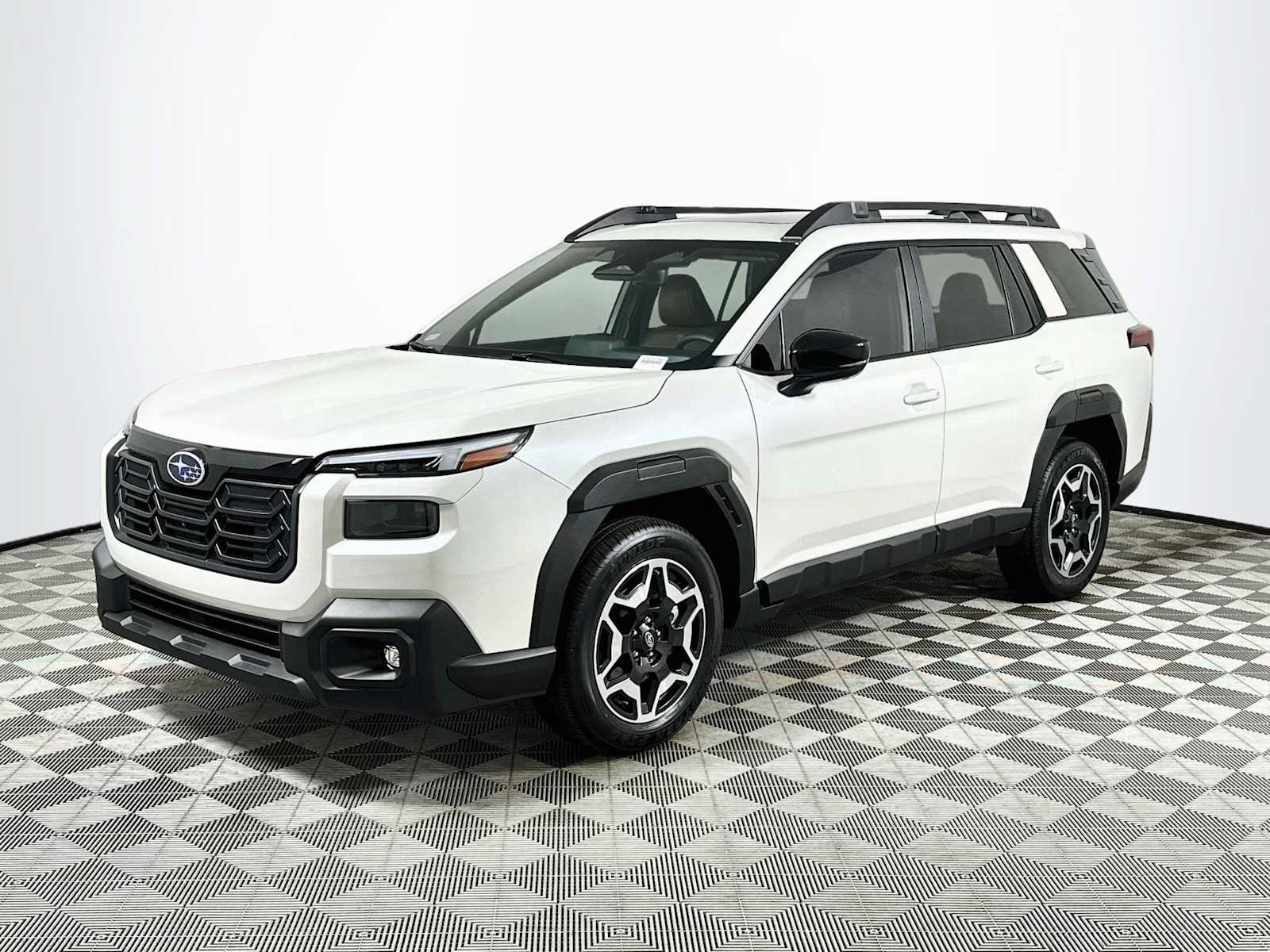 Used 2026 Subaru Outback Touring AWD/4WD image 3