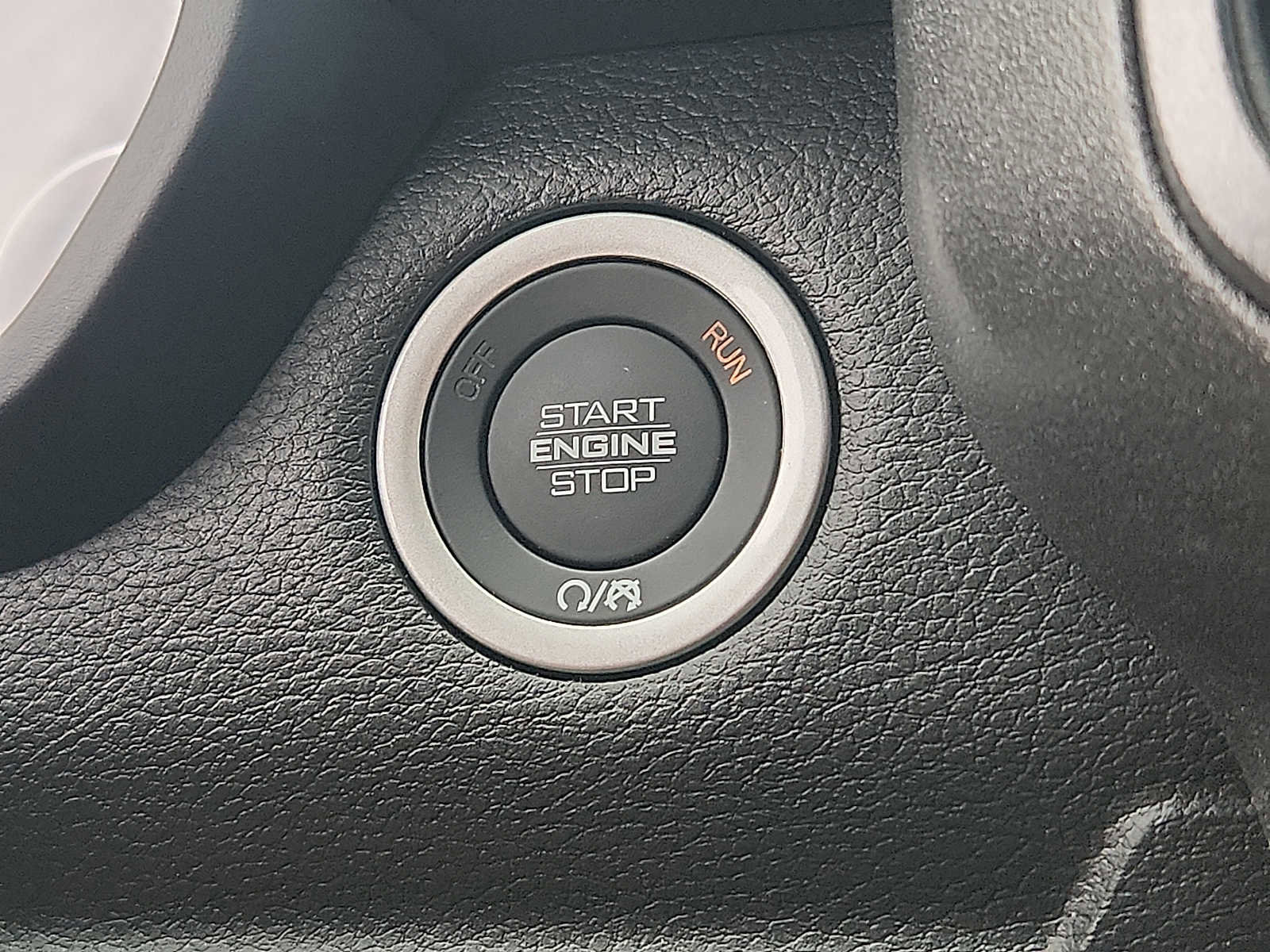 New 2025 RAM 1500 Tradesman w/ Night Edition image 15