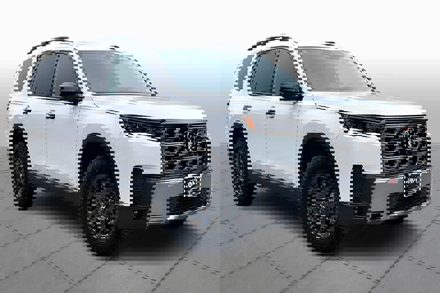 New 2026 Honda Pilot TrailSport image 2