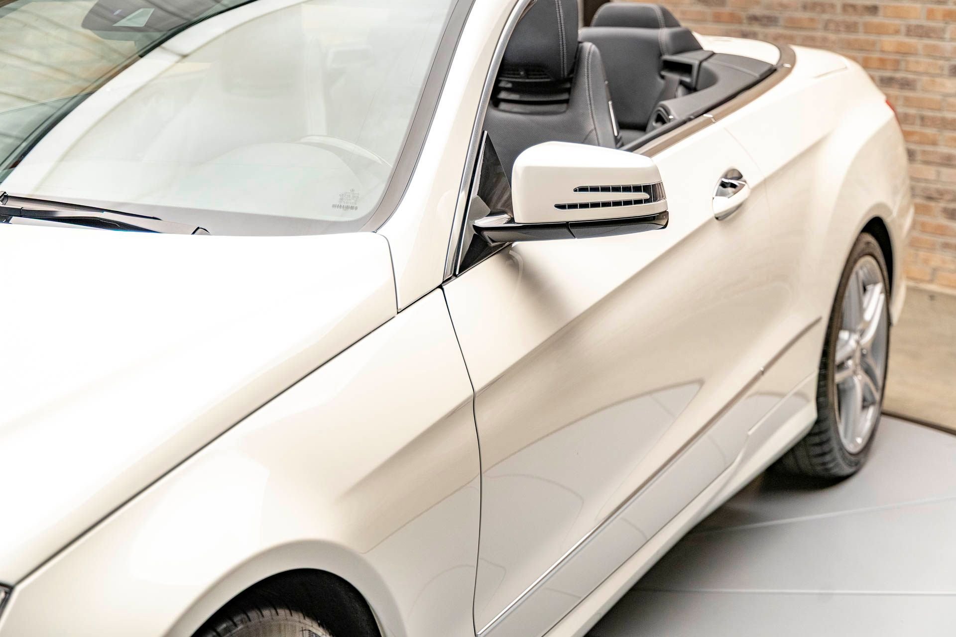 Used 2011 Mercedes-Benz E 550 Cabriolet image 17