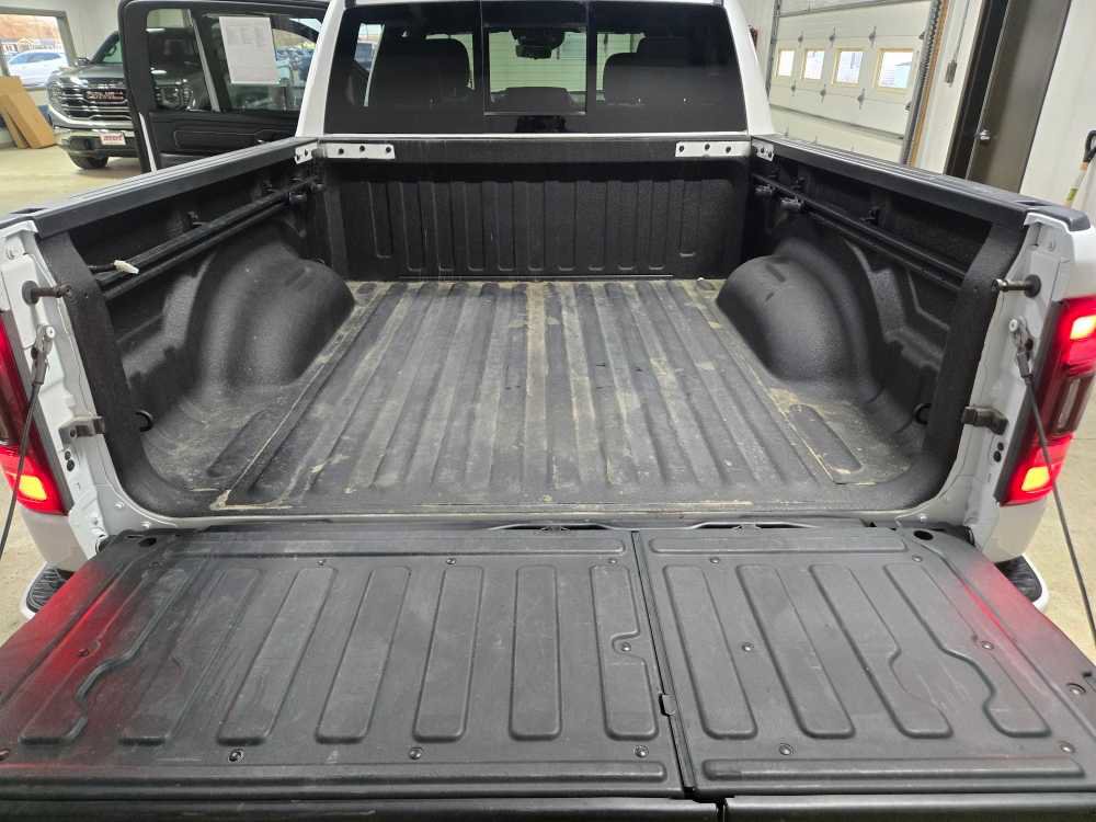 Used 2023 RAM 1500 Limited image 13