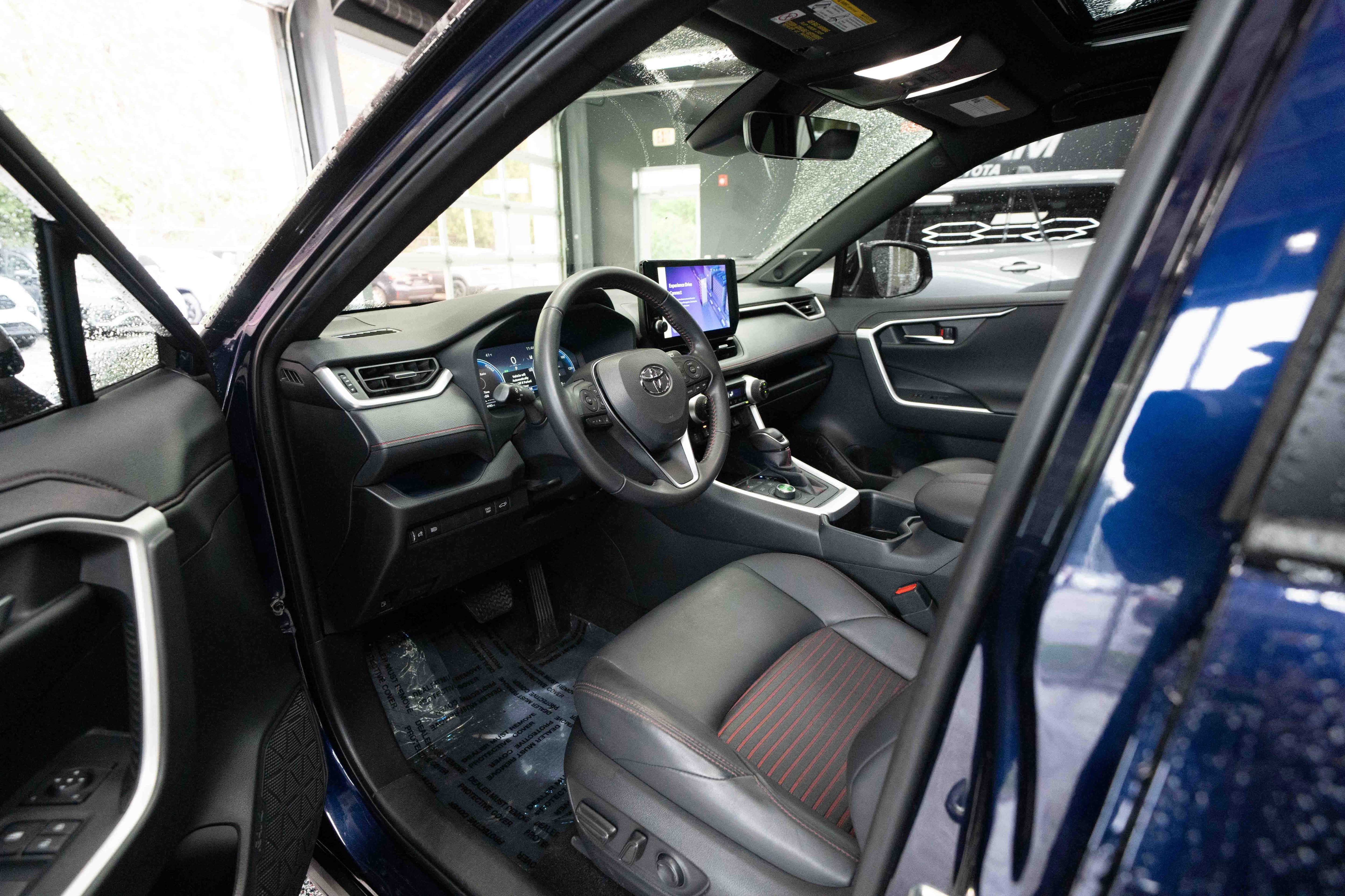 Used 2023 Toyota RAV4 XSE image 8