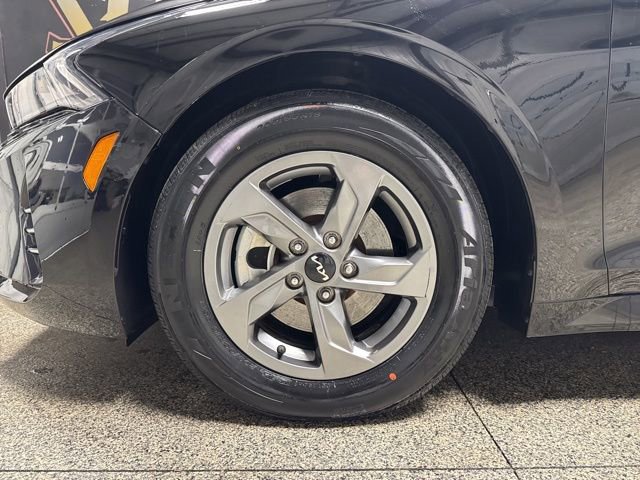 Used 2023 Kia K5 LXS image 4