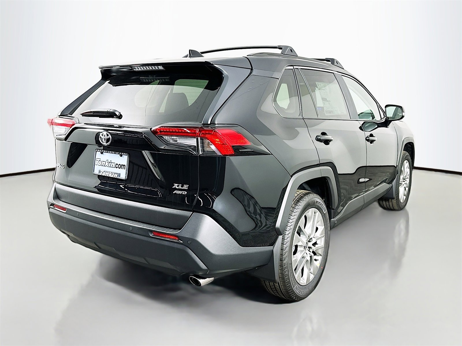 New 2025 Toyota RAV4 XLE Premium image 7