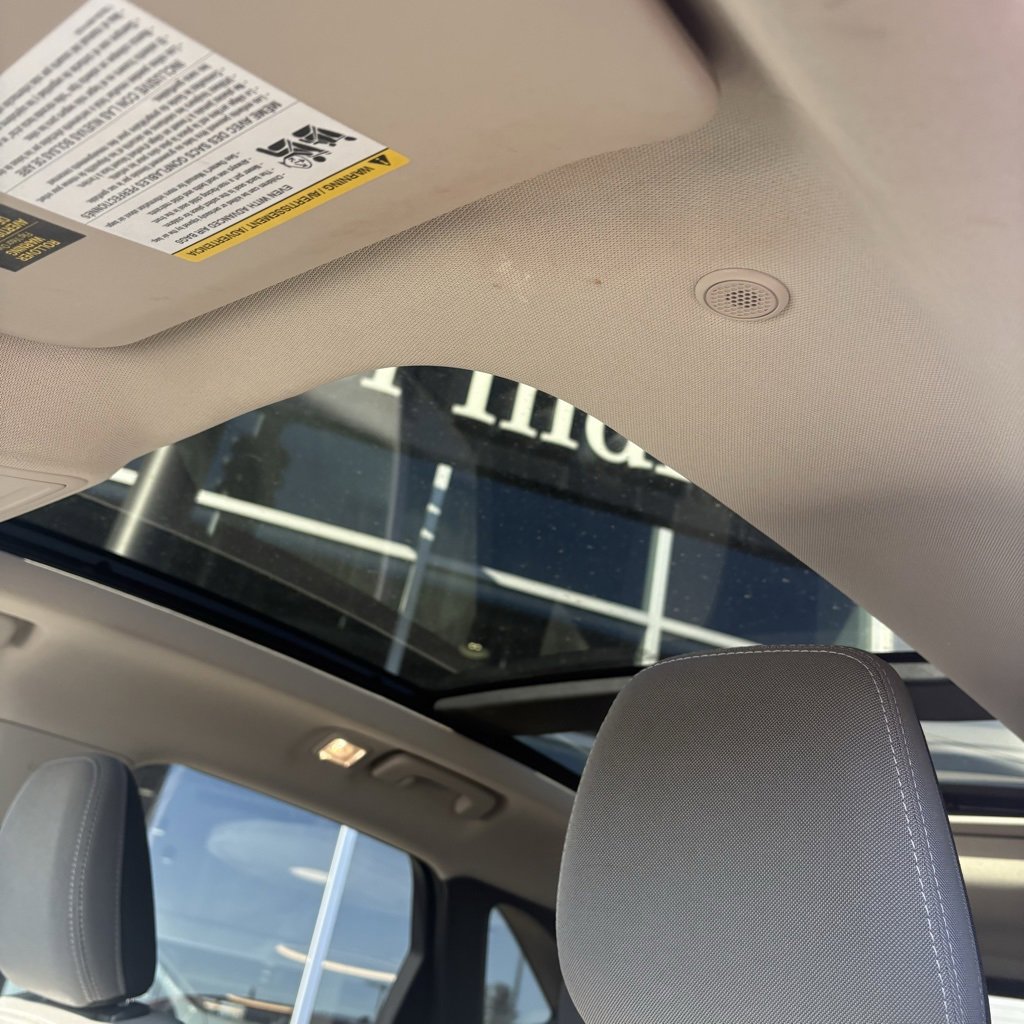 Used 2020 Ford Escape SE image 23