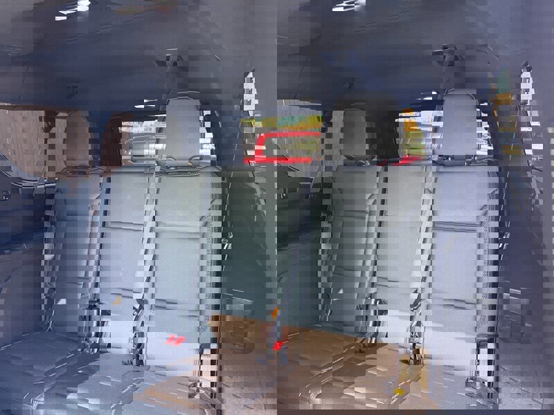 Used 2023 GMC Yukon XL Denali image 25