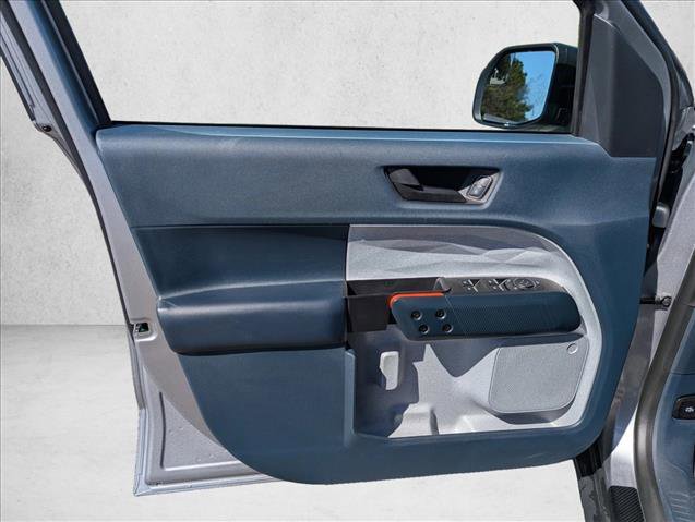 Used 2023 Ford Maverick XLT image 16