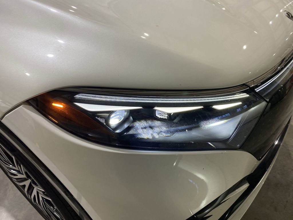 Used 2023 Mercedes-Benz EQS 580 4MATIC SUV image 21