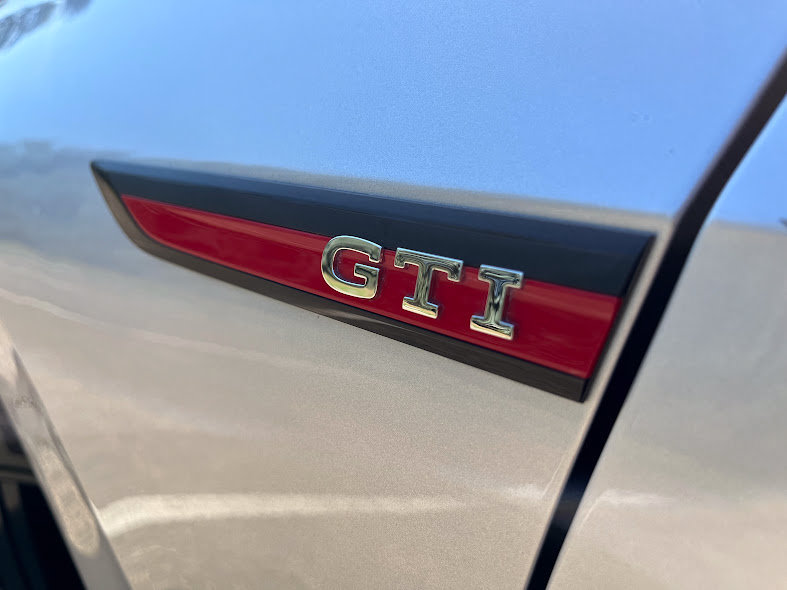 Used 2022 Volkswagen GTI SE FWD image 49