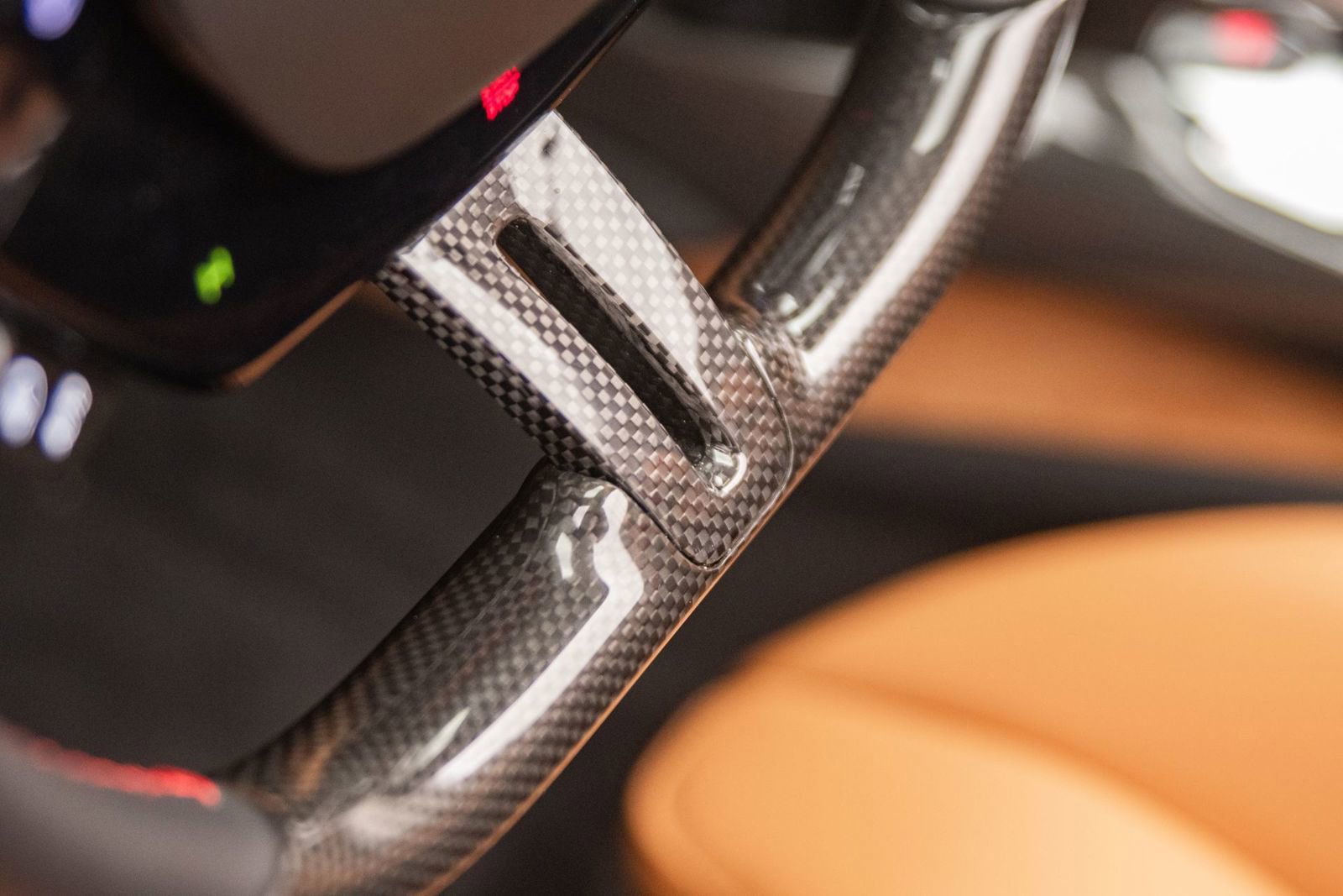 Used 2025 Ferrari 296 GTS RWD image 36