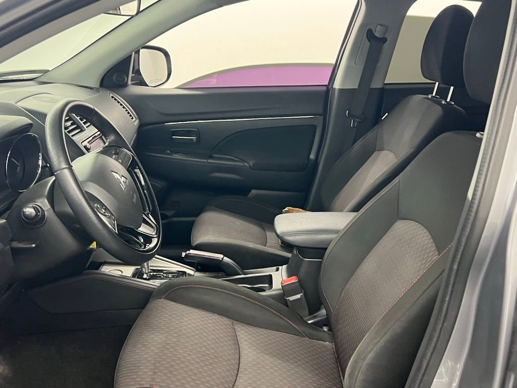 Used 2018 Mitsubishi Outlander Sport LE image 7