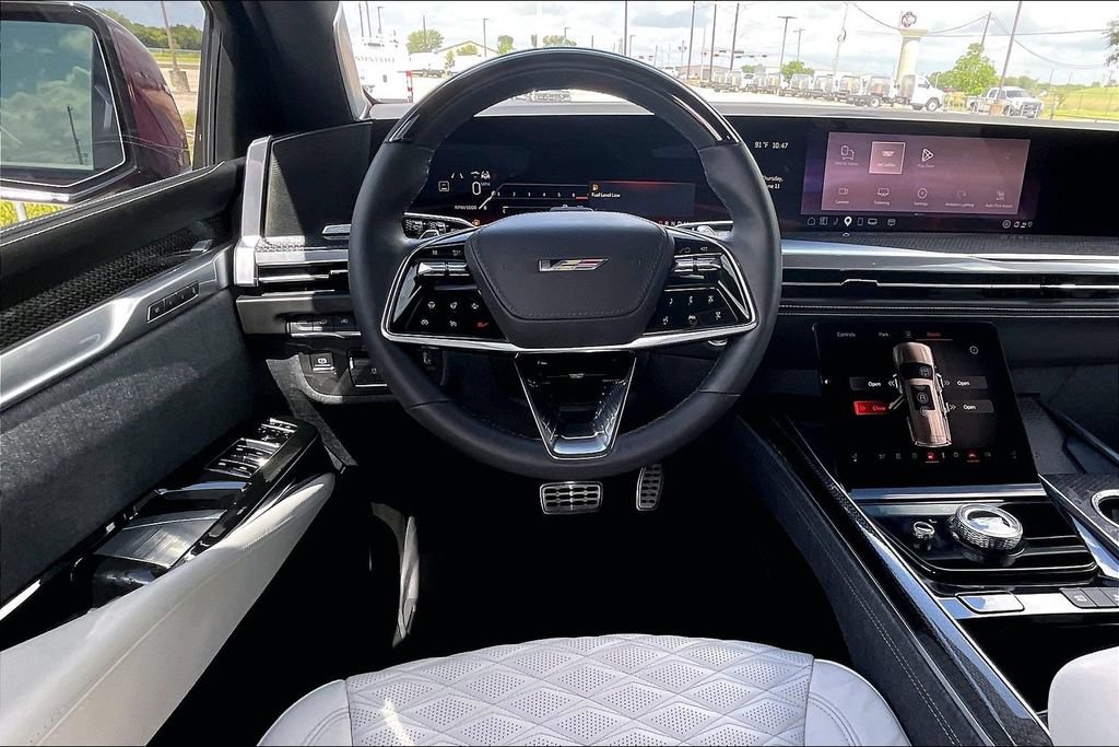 Used 2026 Cadillac Escalade V w/ LPO, ONYX Package AWD/4WD image 8