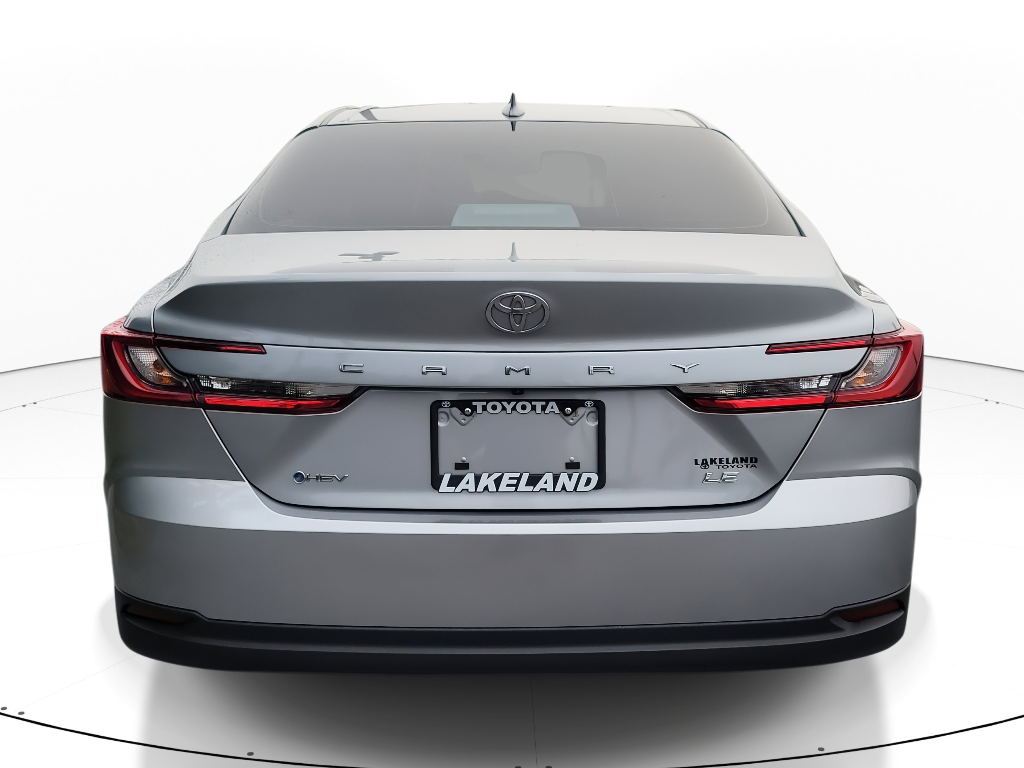 Used 2025 Toyota Camry LE image 6