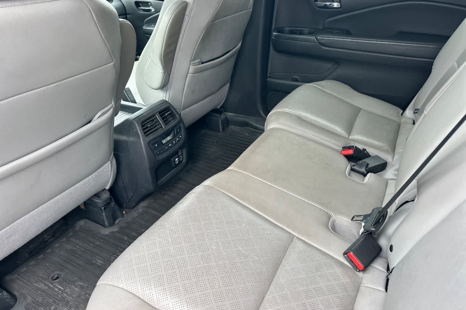 Used 2019 Honda Passport Touring image 5