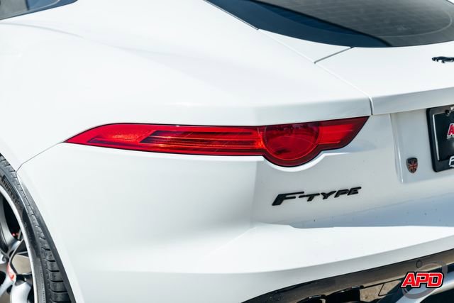 Used 2016 Jaguar F-TYPE R image 47
