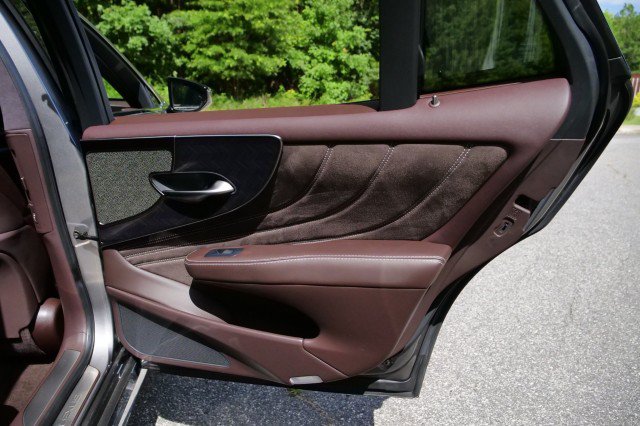 Used 2019 Lexus LS 500 w/ Luxury Package RWD image 44