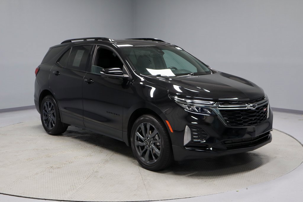 Used 2022 Chevrolet Equinox RS w/ Infotainment Package image 1