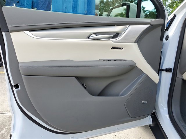 New 2026 Cadillac XT5 Premium Luxury w/ Driver Assist Package image 8