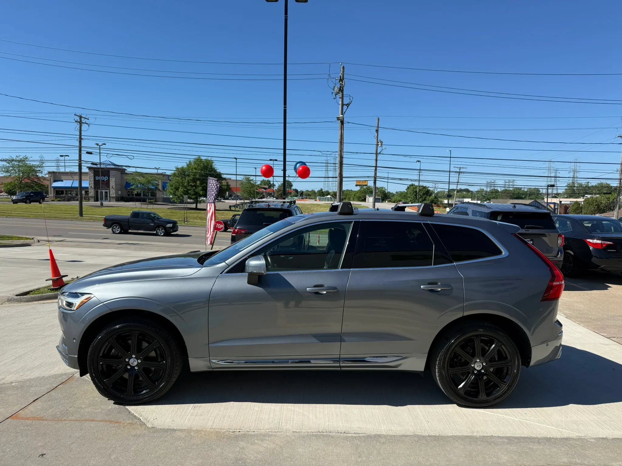 Used 2019 Volvo XC60 T6 Inscription w/ Protection Package Premier AWD/4WD image 7