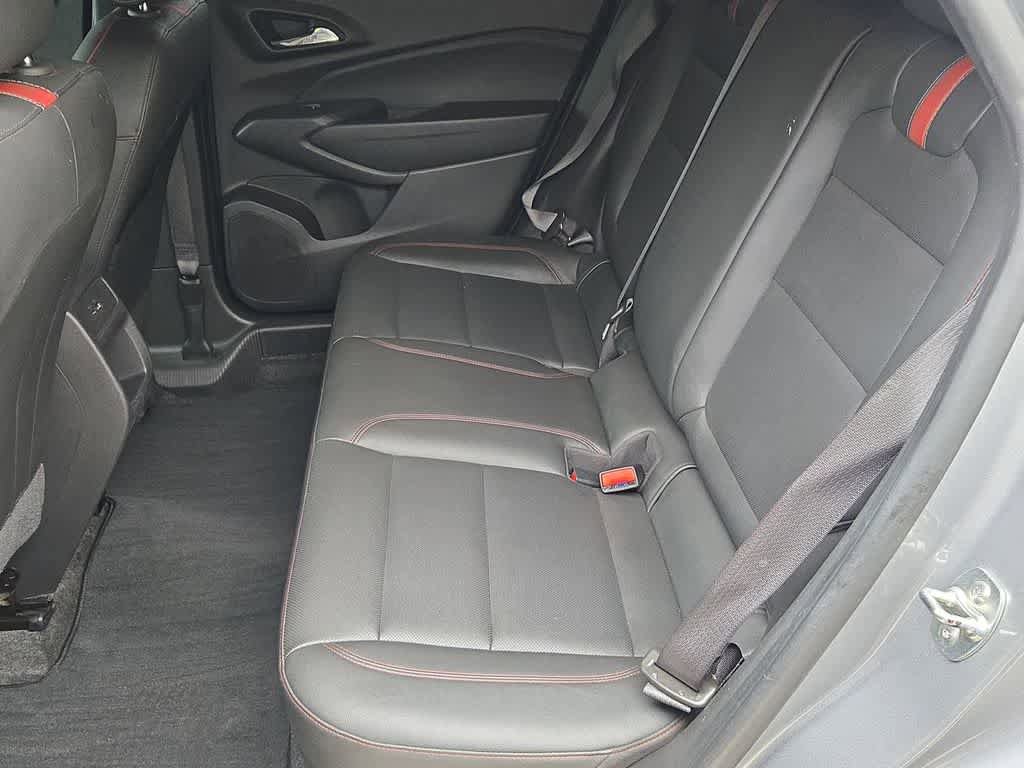 Used 2024 Chevrolet Trax RS FWD image 20