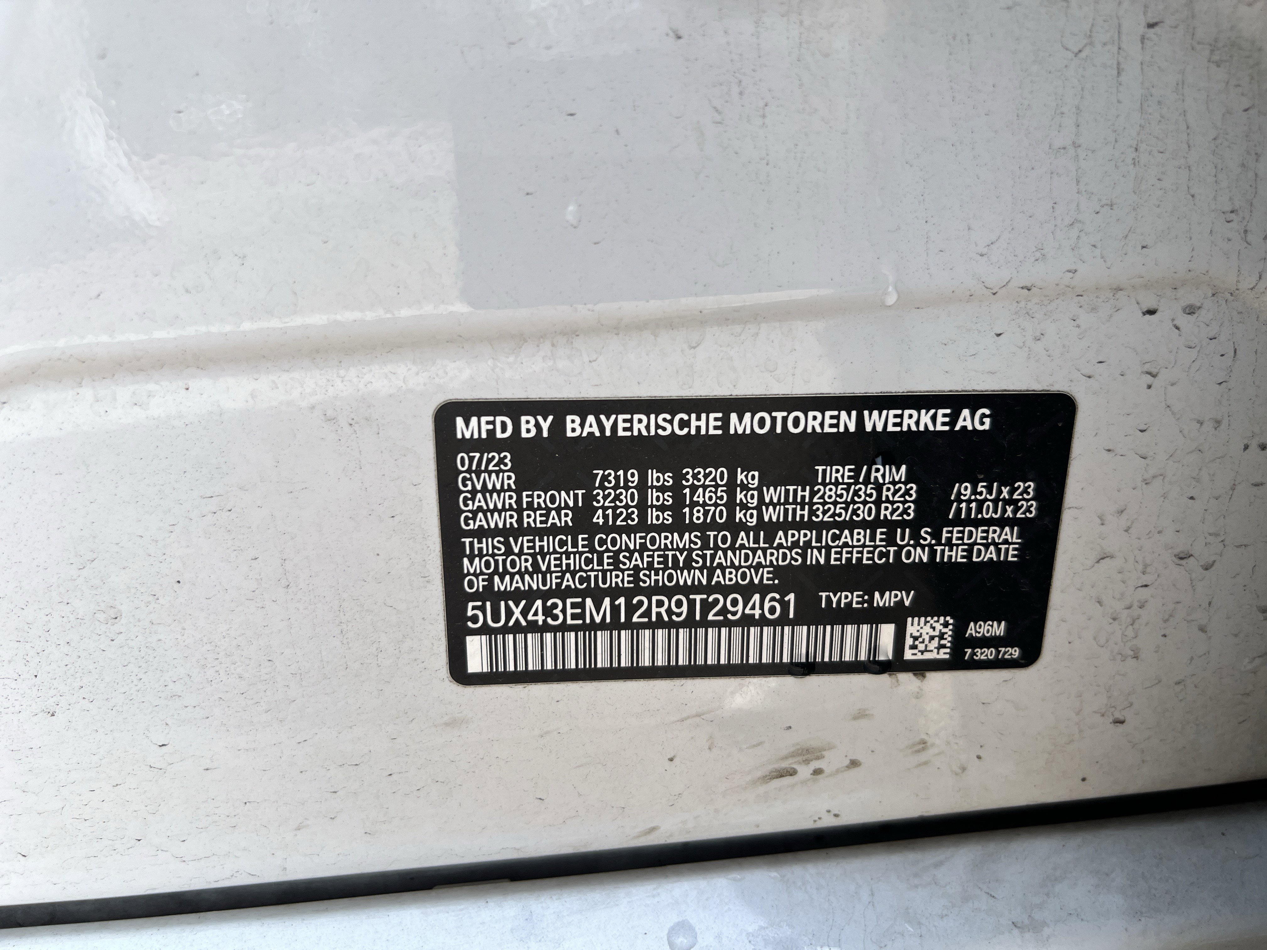 Used 2024 BMW ALPINA XB7 image 36