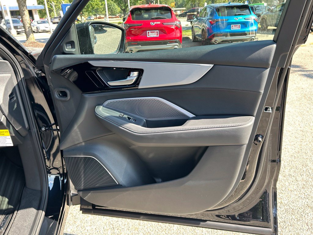 New 2026 Acura MDX SH-AWD image 31