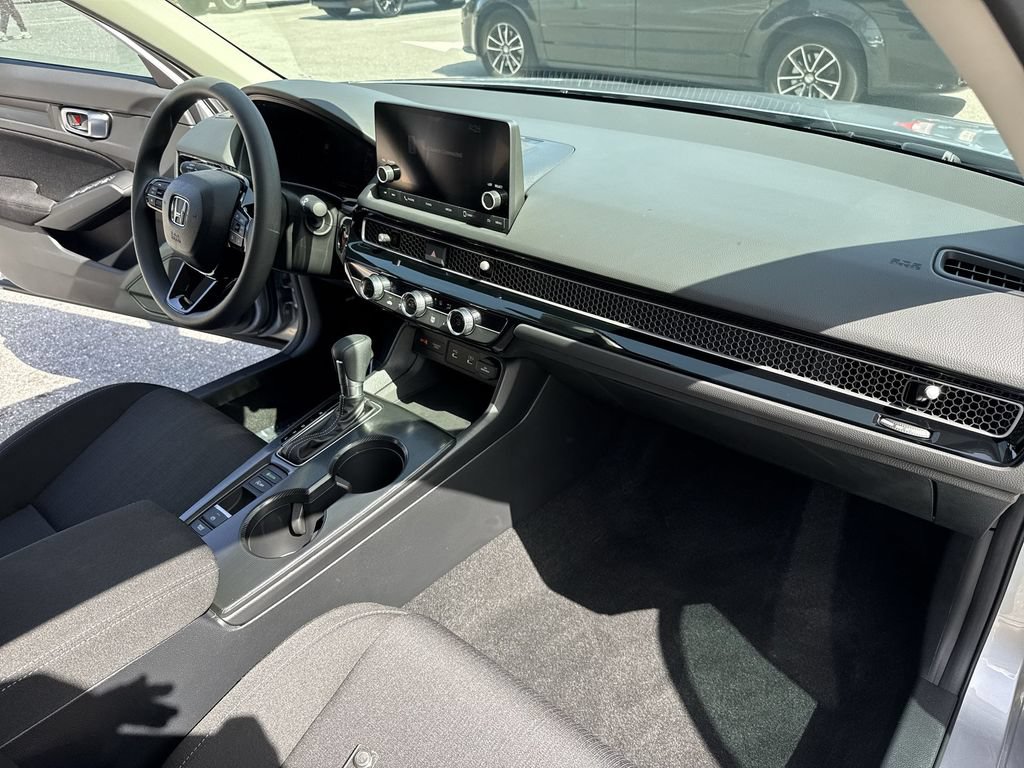 Used 2026 Honda Civic LX image 32