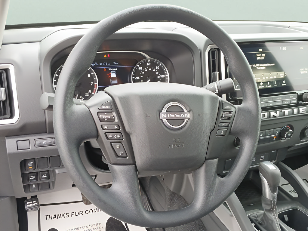 Used 2025 Nissan Frontier SV AWD/4WD image 12