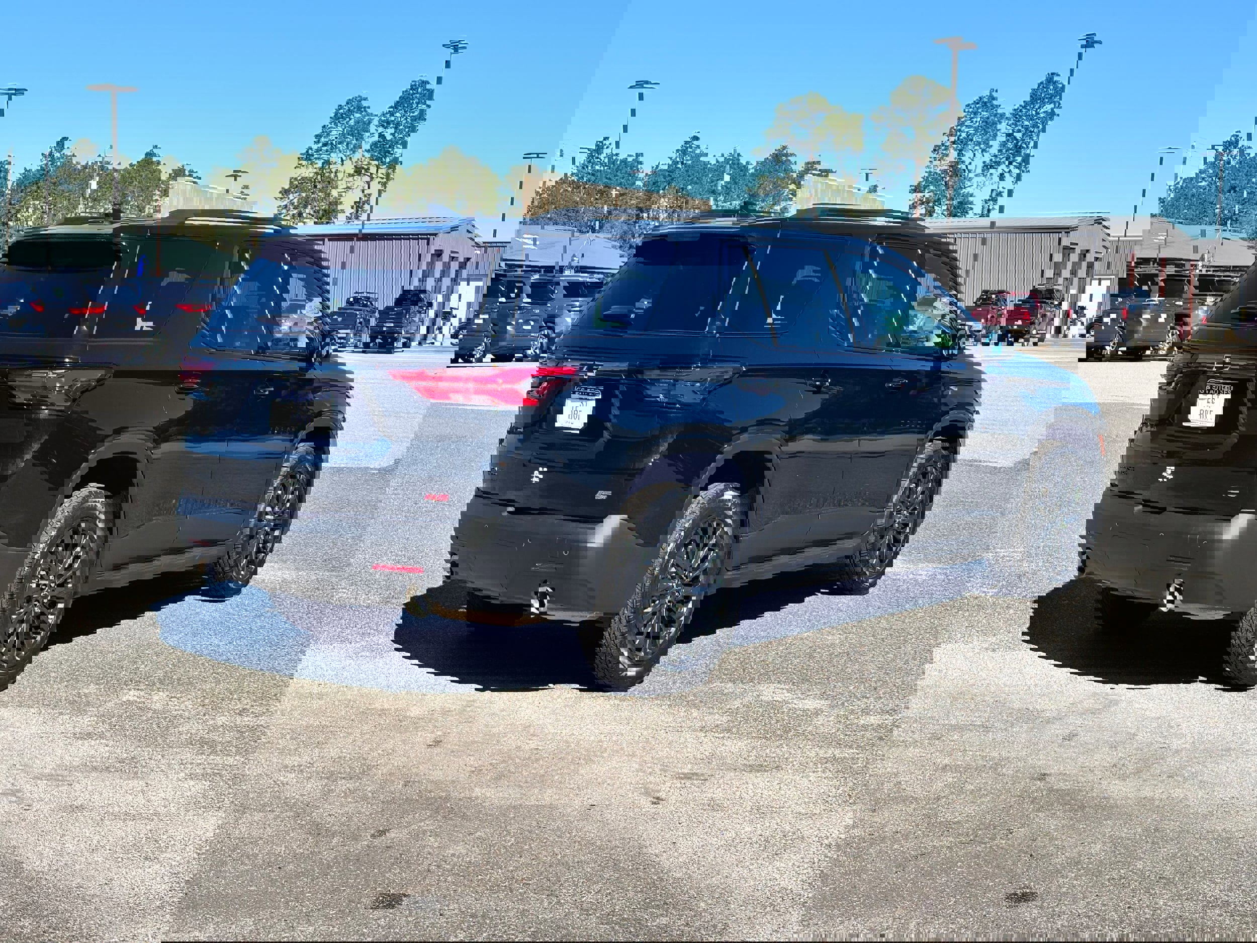 Used 2022 Chevrolet Traverse RS w/ LPO, 'HIT The Road' Package image 5