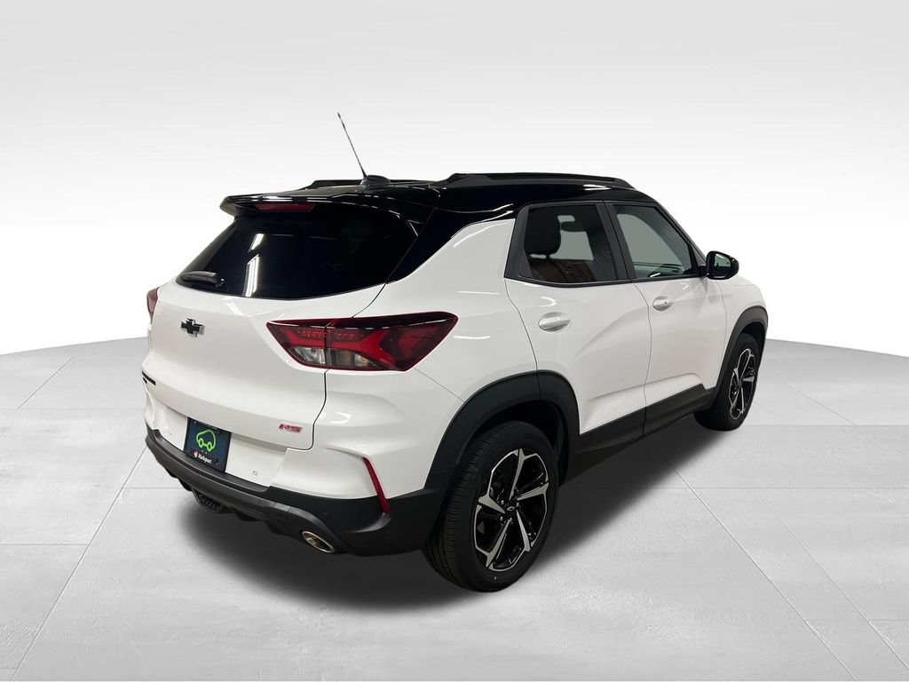 Certified 2023 Chevrolet TrailBlazer RS w/ Sun and Liftgate Package AWD/4WD image 9