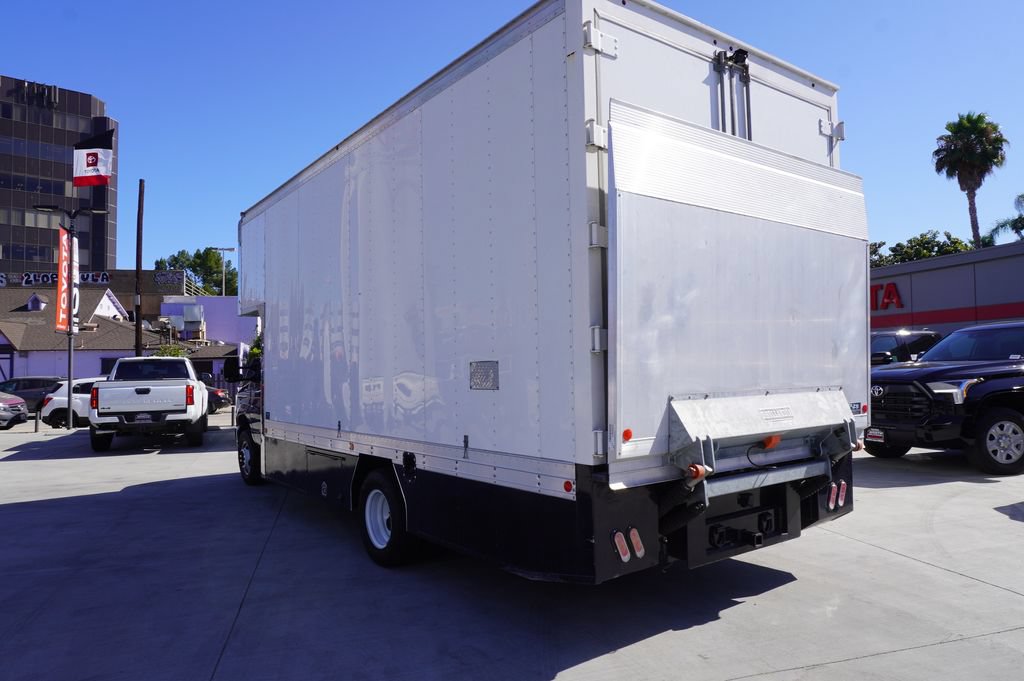 Used 2024 Ford E-450 and Econoline 450 Super Duty w/ Power Windows & Locks Group RWD image 8
