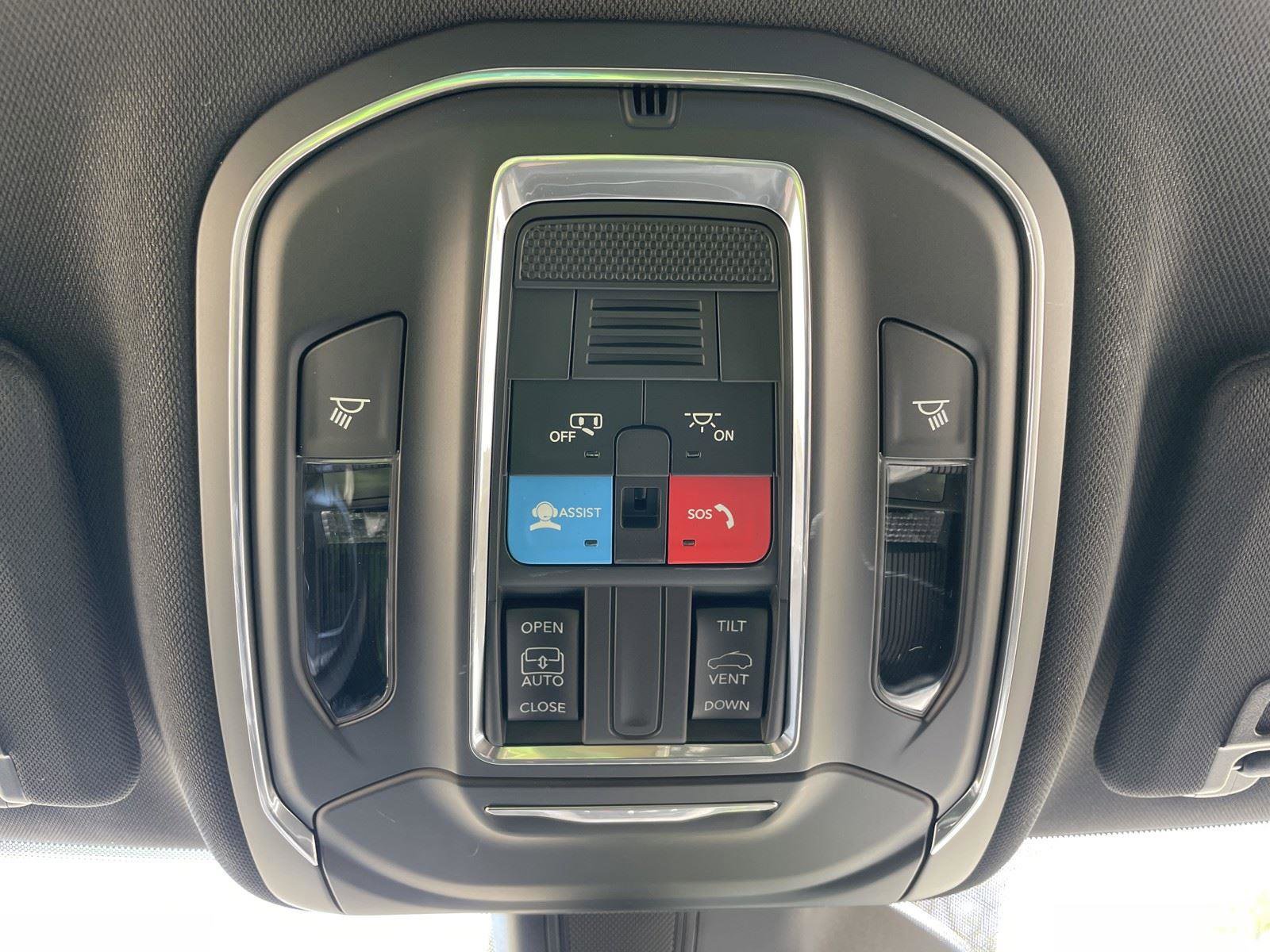 Certified 2025 Jeep Grand Cherokee Laredo X w/ Trailer Tow Package image 29