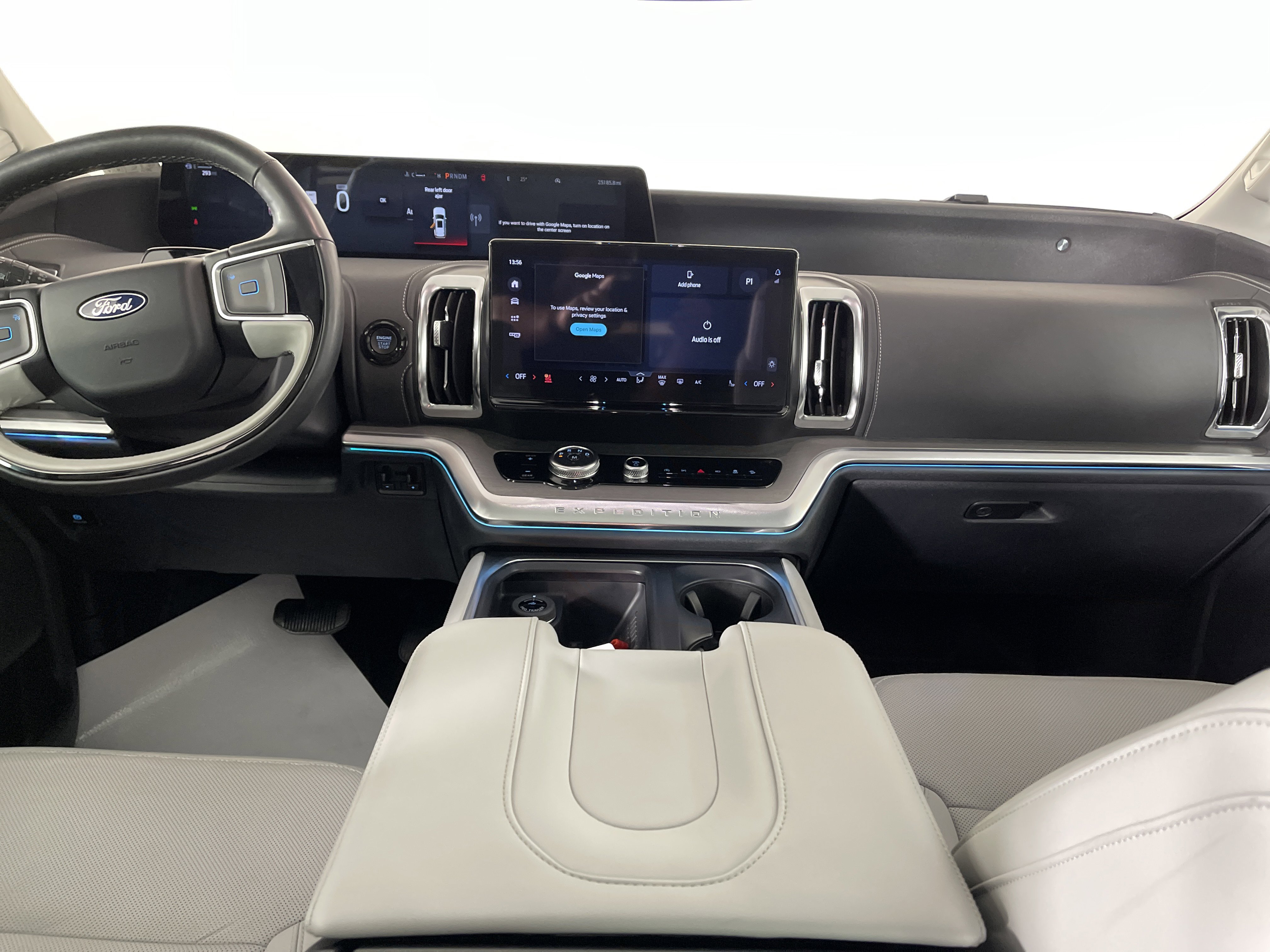 Used 2025 Ford Expedition Max Platinum image 16