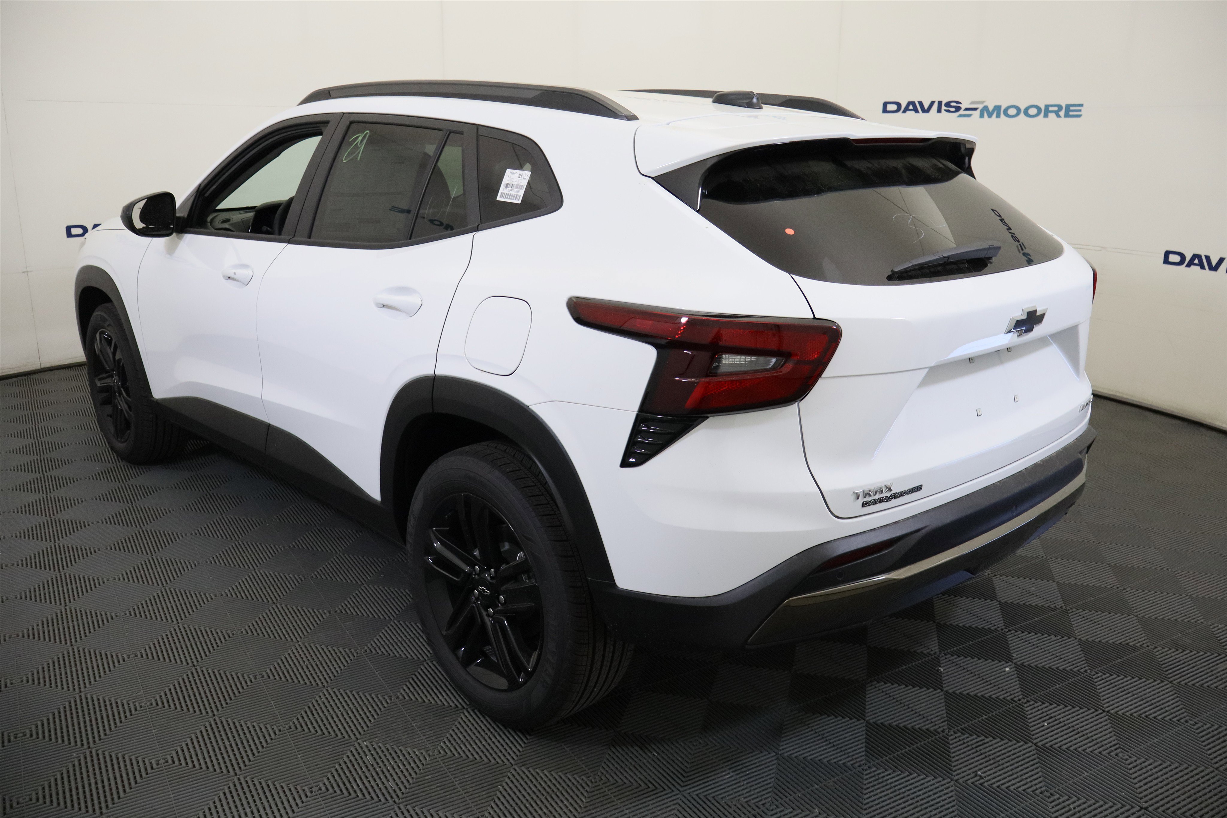 New 2026 Chevrolet Trax ACTIV w/ Sunroof Package FWD image 10