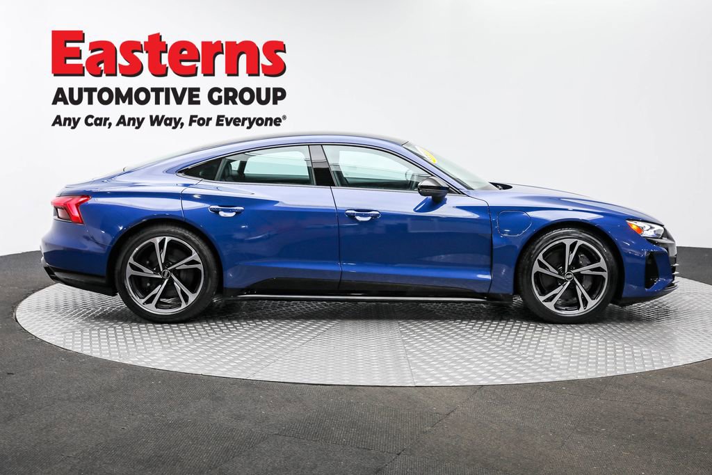 Used 2022 Audi e-tron GT Premium Plus w/ Performance Package image 4