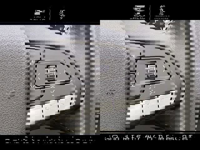 Certified 2023 Cadillac XT4 Premium Luxury w/ Cold Weather Package AWD/4WD image 18