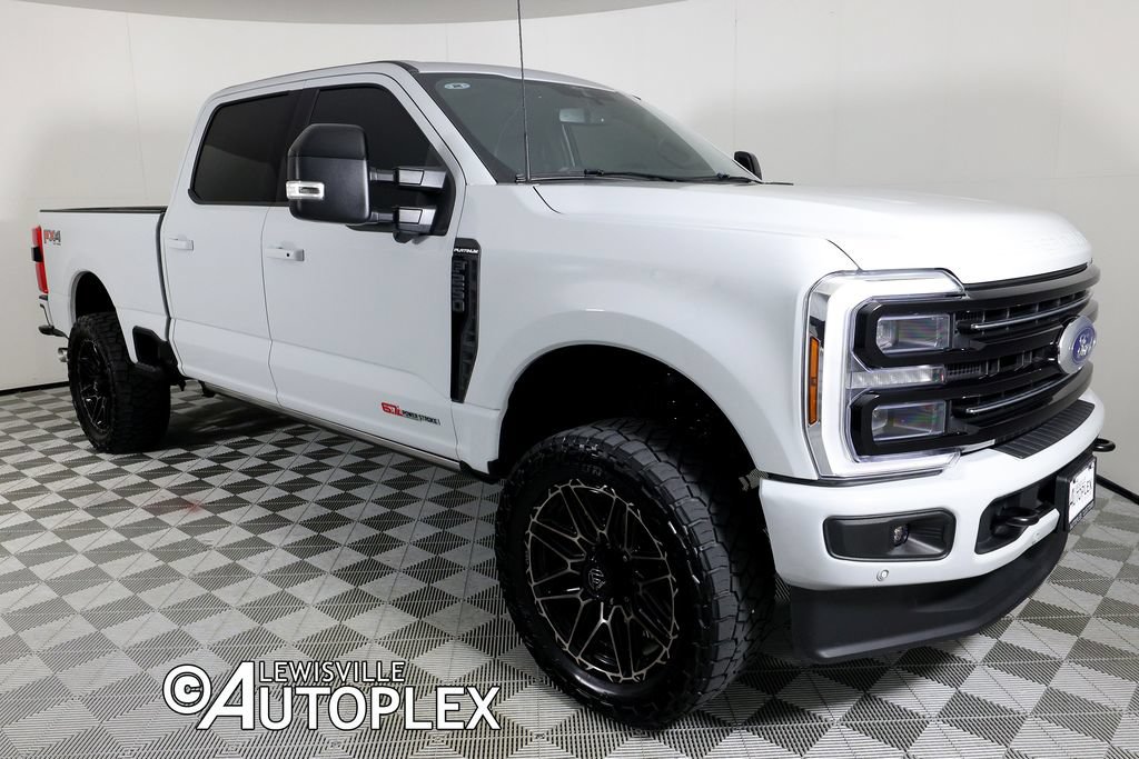 Used 2025 Ford F250 Platinum AWD/4WD image 3