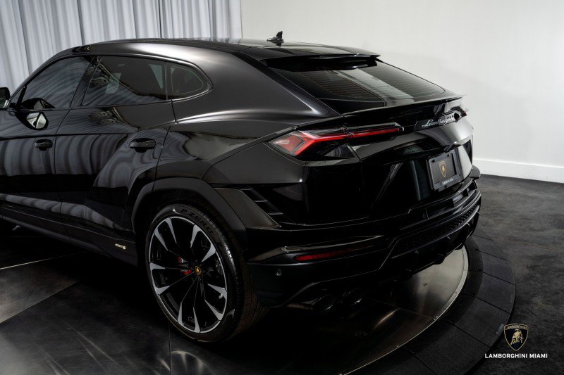 Used 2024 Lamborghini Urus S image 15