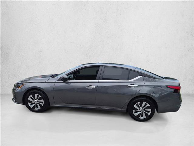 Certified 2025 Nissan Altima 2.5 S FWD image 9