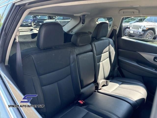 Used 2022 Nissan Murano SL w/ Cargo Package image 14