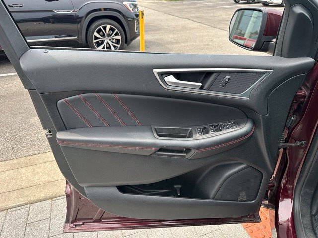 Used 2024 Ford Edge ST-Line AWD/4WD image 10