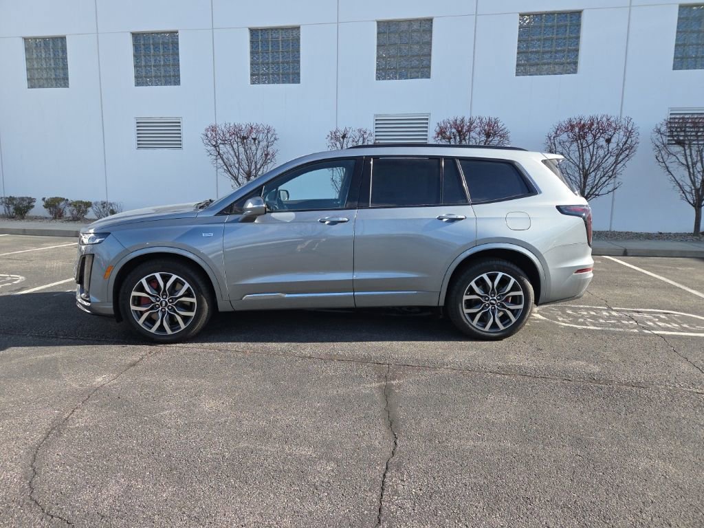 Used 2023 Cadillac XT6 Sport image 5