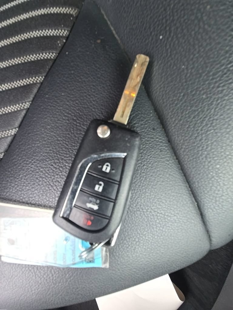 Used 2022 Toyota Camry SE FWD image 33