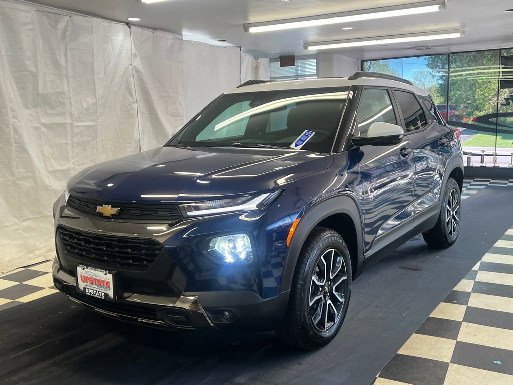 Used 2023 Chevrolet TrailBlazer ACTIV w/ Sun and Liftgate Package AWD/4WD video 3