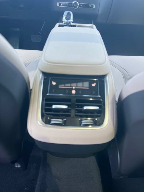 New 2026 Volvo XC90 B6 Plus w/ Protection Package AWD/4WD image 26