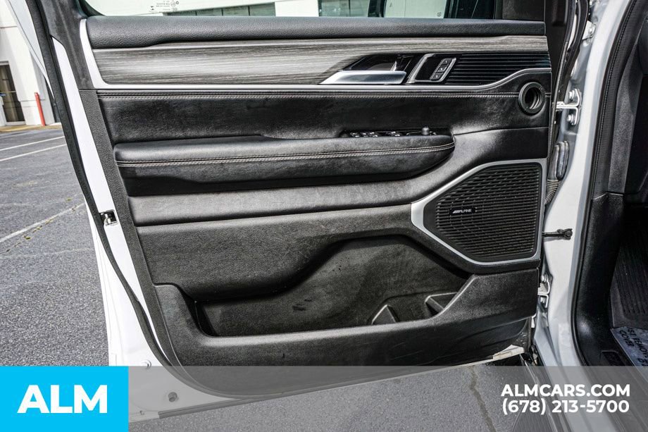 Used 2023 Jeep Wagoneer Series III w/ Preferred Equipment Group image 54