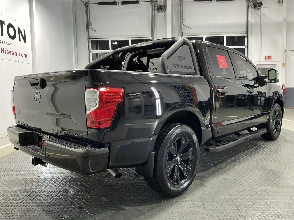 Used 2023 Nissan Titan SV w/ SV Convenience Package image 43