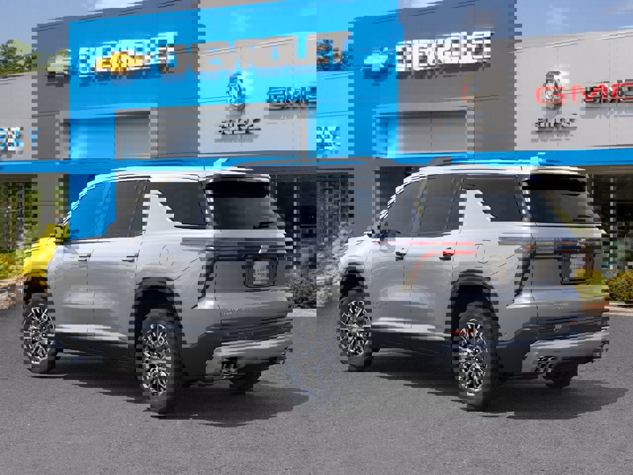 New 2026 Chevrolet Traverse LT image 3