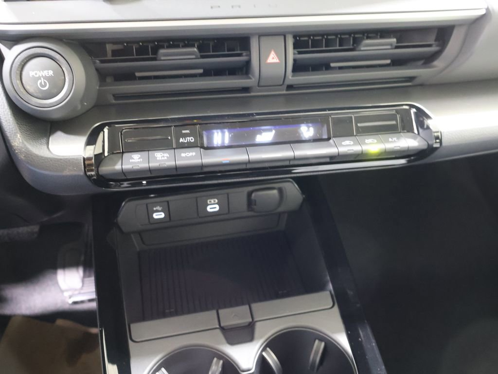 New 2026 Toyota Prius LE image 22